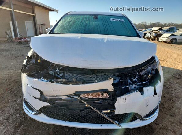 2C4RC1FG3LR141924 2020 CHRYSLER PACIFICA Белый Вид спереди