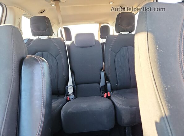 2C4RC1FG3LR141924 2020 CHRYSLER PACIFICA Белый Вид задних сидений