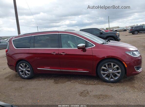 2C4RC1GG0LR119166 2020 CHRYSLER PACIFICA Red Вид задньої частини салону