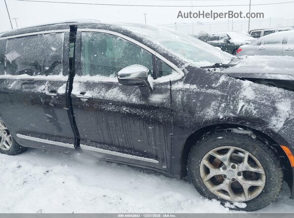 2C4RC1GG3HR752297 2017 CHRYSLER PACIFICA Черный Вид задней части салона