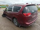2017 Chrysler Pacifica Limited Red vin: 2C4RC1GG9HR627787