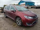 2017 Chrysler Pacifica Limited Red vin: 2C4RC1GG9HR627787