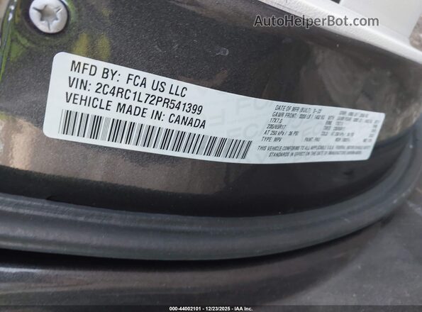2C4RC1L72PR541399 2023 CHRYSLER PACIFICA Черный Вид подкапотного пространства