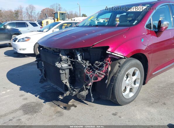 2C4RC1N70JR365814 2018 CHRYSLER PACIFICA Красный Вид спереди