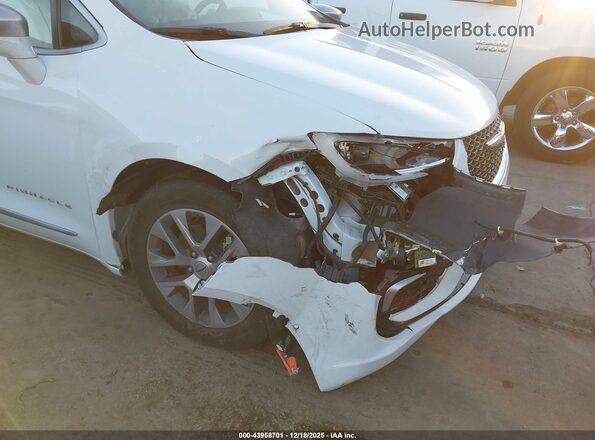 2C4RC1N71RR104283 2024 CHRYSLER PACIFICA Белый Вид спереди