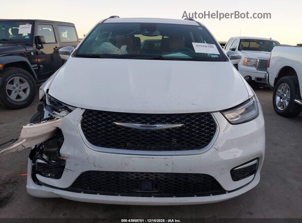 2C4RC1N71RR104283 2024 CHRYSLER PACIFICA Белый Вид щитка приборов