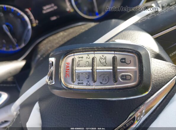 2C4RC3GG0NR174697 2022 CHRYSLER PACIFICA White Вид панелі приладів