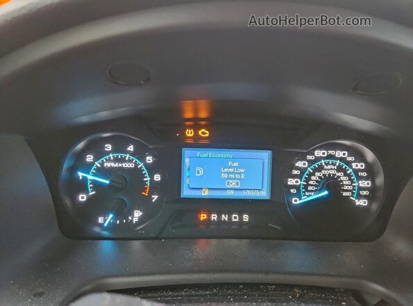 2FMGK5B82HBA01536 2017 FORD FLEX Silver Instrument cluster view