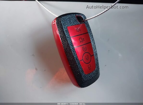 2FMPK4J90PBA08438 2023 FORD EDGE Красный Вид панели приборов