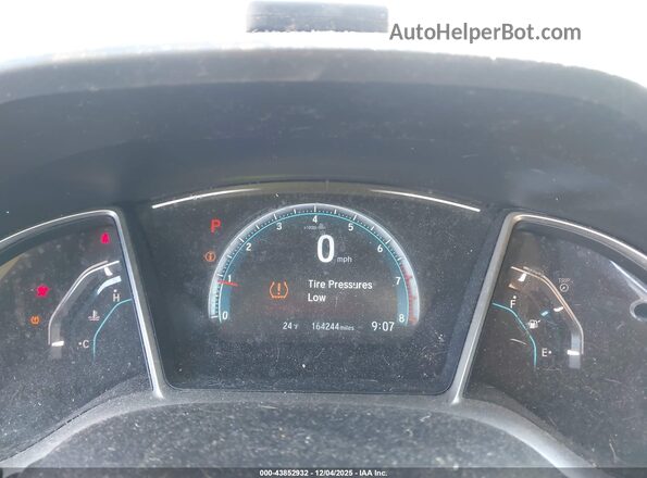 2HGFC2F74GH552612 2016 HONDA CIVIC Red Widok tylnych siedzeń