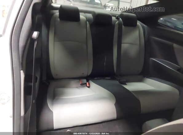 2HGFC3B35HH351523 2017 HONDA CIVIC White Widok naklejki z numerem VIN
