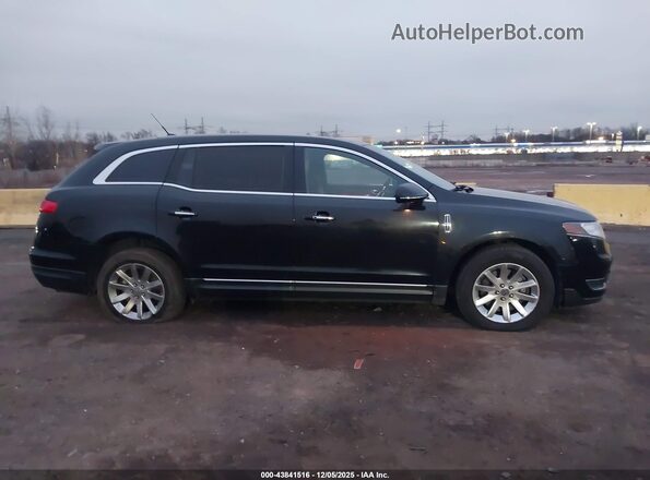 2LMHJ5NK1KBL04429 2019 LINCOLN MKT Black Vista interior trasera