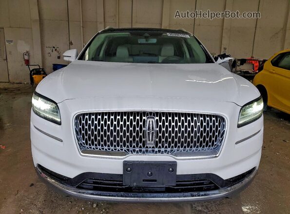 2LMPJ6K95MBL10708 2021 LINCOLN NAUTILUS Белый Вид спереди