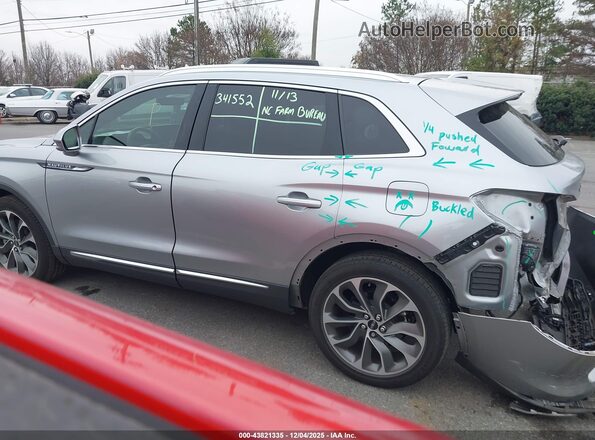 2LMPJ6K96PBL15663 2023 LINCOLN NAUTILUS Серебряный 