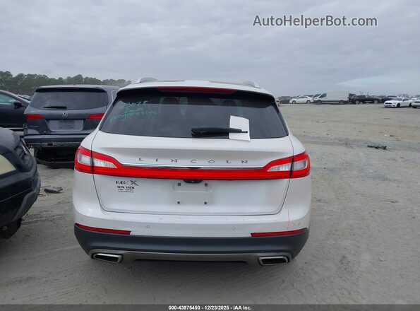 2LMPJ6KR5HBL29670 2017 LINCOLN MKX Белый 