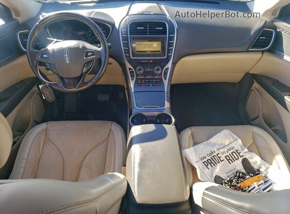 2LMPJ6LR4JBL11844 2018 LINCOLN MKX Синий Вид панели приборов