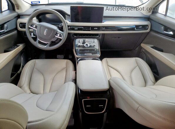 2LMPJ8J97PBL29200 2023 LINCOLN NAUTILUS White Dashboard view
