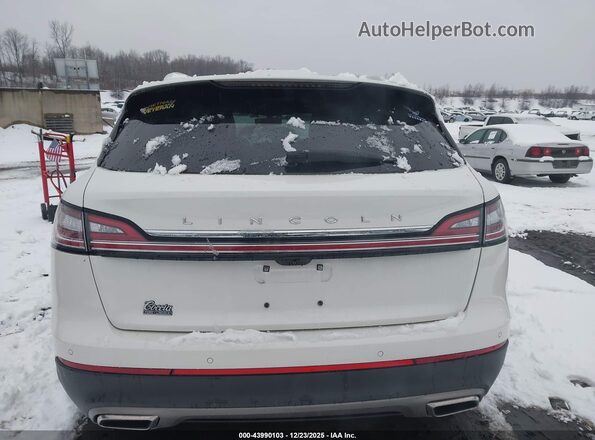 2LMPJ8K90PBL26167 2023 LINCOLN NAUTILUS Белый 