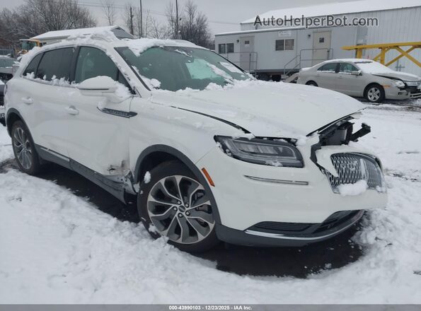 2LMPJ8K90PBL26167 2023 LINCOLN NAUTILUS Белый Передняя правая четверть
