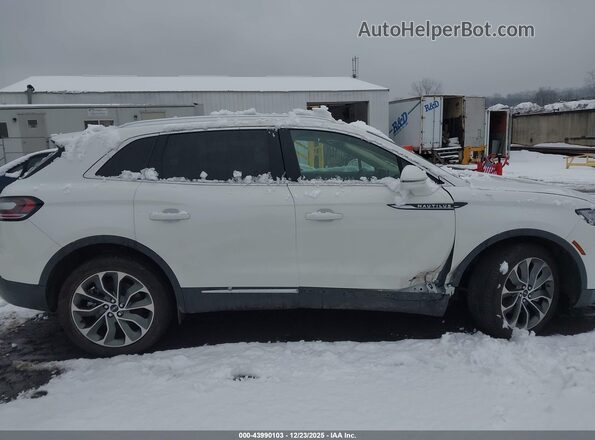 2LMPJ8K90PBL26167 2023 LINCOLN NAUTILUS Белый Вид задней части салона