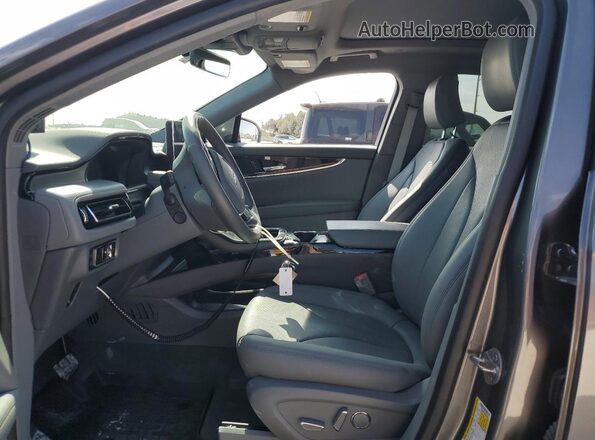 2LMPJ8K93PBL23618 2023 LINCOLN NAUTILUS Gray Widok wnętrza z przodu