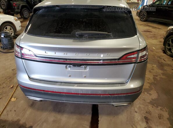 2LMPJ8K95MBL03155 2021 LINCOLN NAUTILUS Серебряный Вид сзади