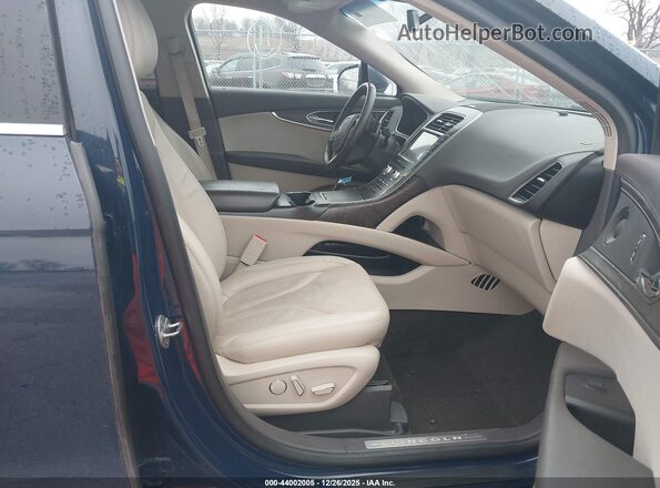 2LMPJ8LP0KBL43251 2019 LINCOLN NAUTILUS Navy Սալոնի դիմացի տեսք