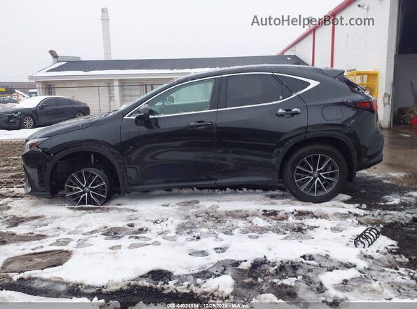 2T2AGCEZ5NC004045 2022 LEXUS NX 350 Black Widok wnętrza z tyłu