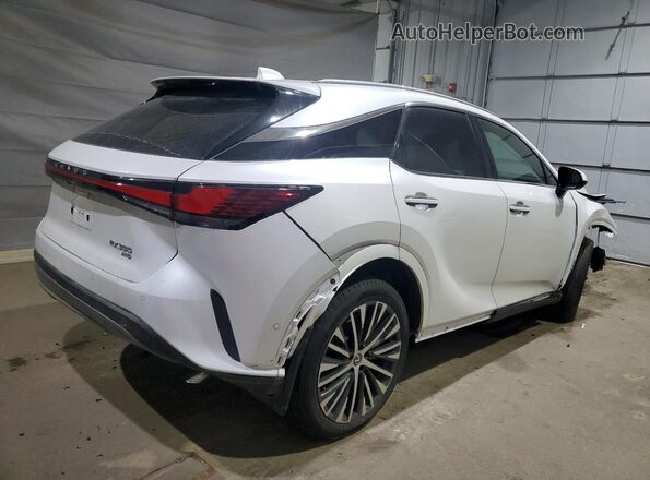 2T2BAMCA2PC023051 2023 LEXUS RX White Trasero derecho