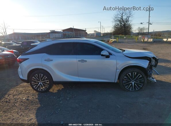 2T2BAMCA3RC077106 2024 LEXUS RX 350 Белый Вид задней части салона
