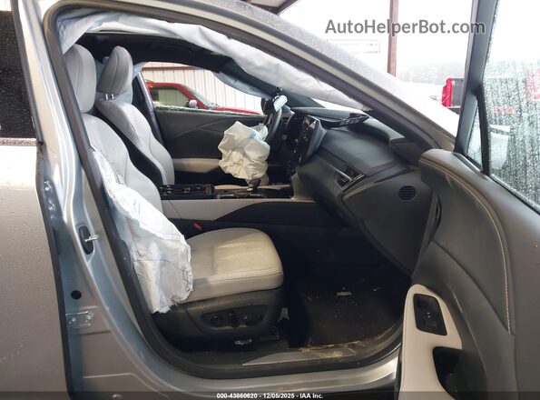 2T2BBMCA8RC027492 2024 LEXUS RX 350H Серебряный Вид салона спереди