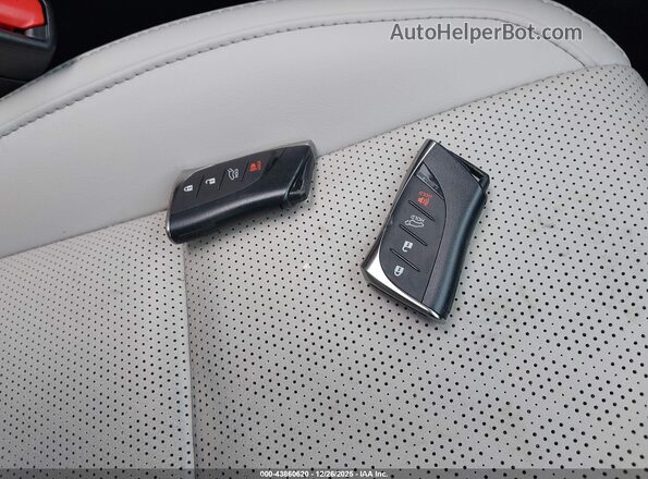 2T2BBMCA8RC027492 2024 LEXUS RX 350H Серебряный Вид панели приборов