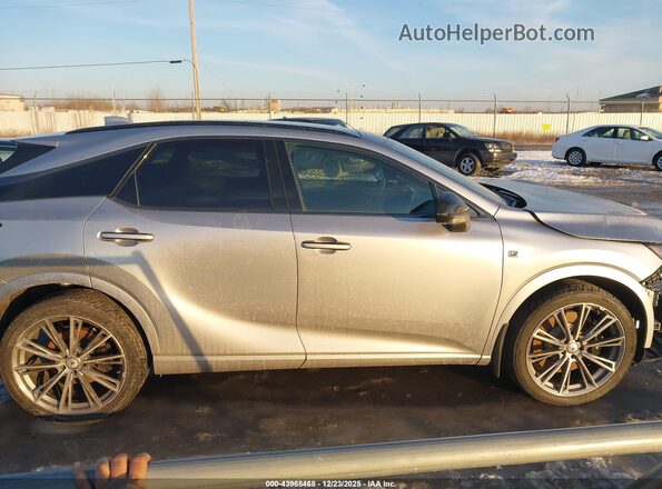 2T2BCMEA3RC015406 2024 LEXUS RX 500H Серебряный Панорамный вид салона 360°