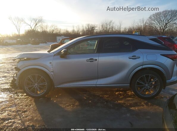 2T2BCMEA3RC015406 2024 LEXUS RX 500H Серебряный 