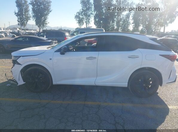 2T2BCMEA6PC009788 2023 LEXUS RX 500H White Панорамний вид салону 360°