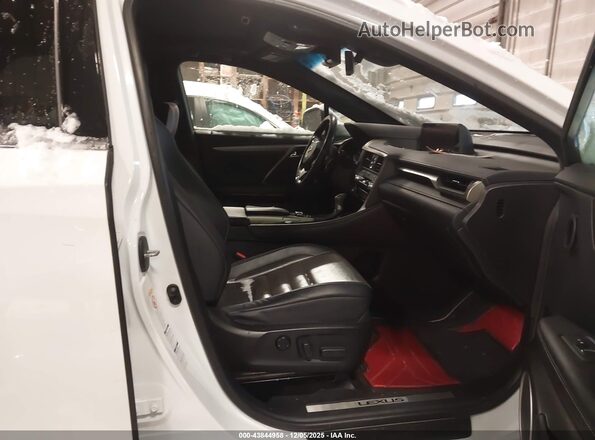 2T2BZMCA2JC151614 2018 LEXUS RX 350 Белый Вид салона спереди