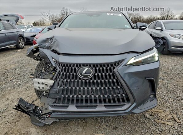 2T2GGCEZ9NC009243 2022 LEXUS NX Gray Widok z przodu