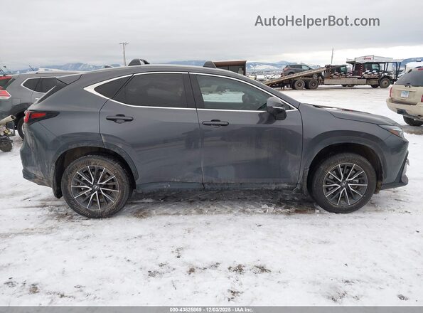 2T2GGCEZ9SC069583 2025 LEXUS NX 350 Gray Rear interior view