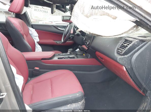 2T2GGCEZXSC072721 2025 LEXUS NX 350 Silver Widok wnętrza z przodu