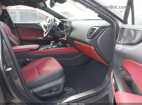 2T2GKCEZ2SC039596 2025 LEXUS NX 350H Серый Вид салона спереди