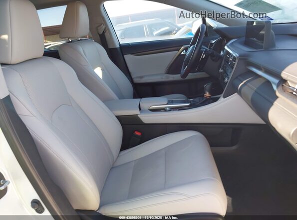 2T2HZMAAXMC188122 2021 LEXUS RX 350 Белый Вид салона спереди