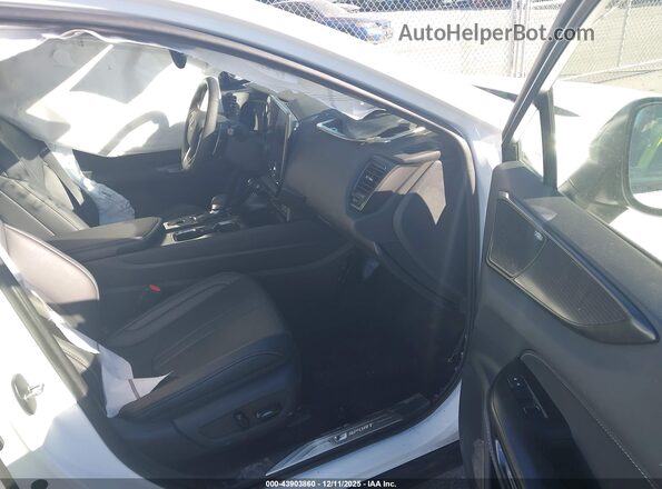 2T2KGCEZ6RC043981 2024 LEXUS NX 350 White Widok wnętrza z przodu