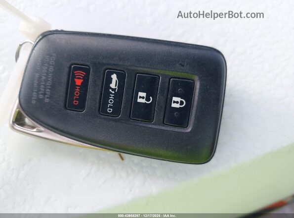 2T2YGMDA8NC091617 2022 LEXUS RX 450H Белый Вид панели приборов