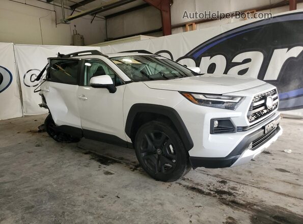 2T3J1RFVXRW464219 2024 TOYOTA RAV4 Белый 