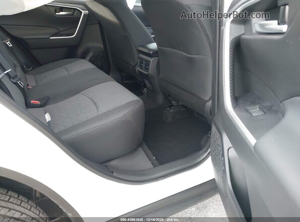 2T3W1RFV1SC350610 2025 TOYOTA LE White Widok naklejki z numerem VIN