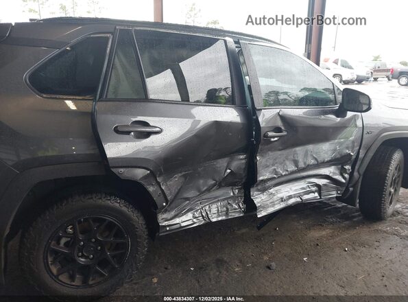2T3W1RFV2SC307264 2025 TOYOTA LE Серый Вид спереди