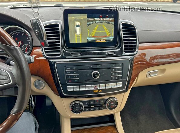 4JGDF7DE7JB046604 2018 MERCEDES-BENZ GLS Белый Вид задней части салона