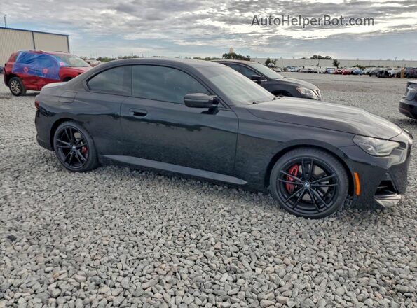 3MW53CM02P8C94751 2023 BMW M2 Black Widok z przodu