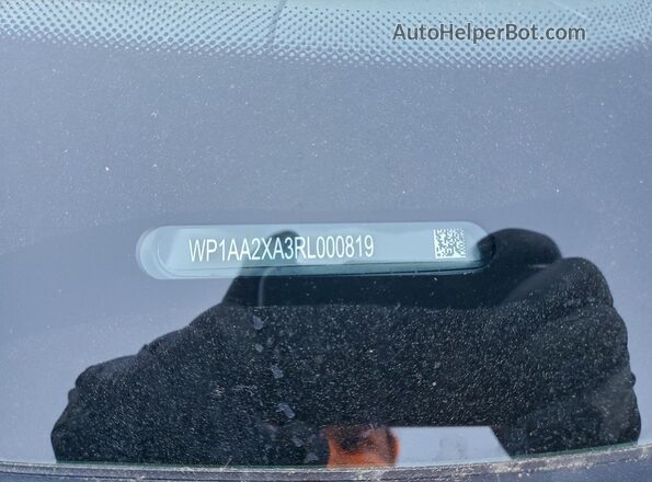 WP1AA2XA3RL000819 2024 PORSCHE MACAN Черный Панорамный вид салона 360°
