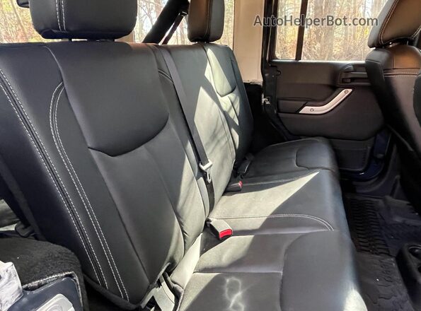 1C4BJWFG8GL269885 2016 JEEP WRANGLER Серый Вид салона спереди
